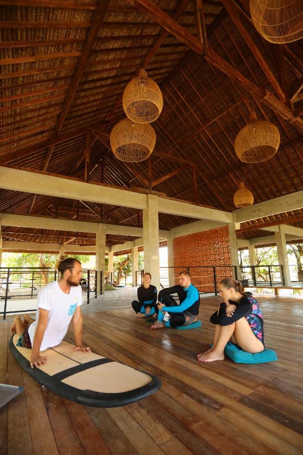 Endless Summer Surf Camp Kuta Kuta Lombok Exterior foto